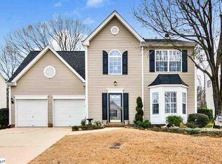 102 Crossview Dr, Simpsonville, SC 29680