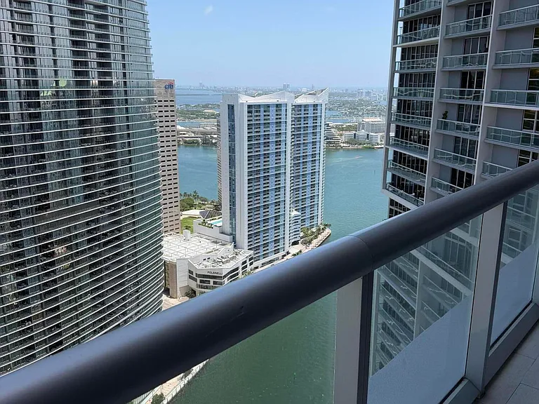 475 Brickell Ave #4615 — Photo 4