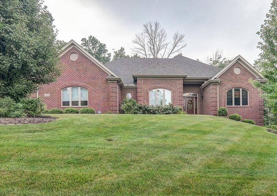 1st image of 2933 Maginn Dr