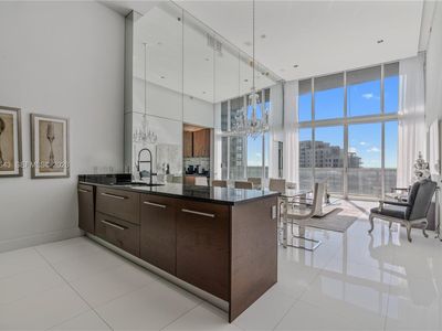 465 Brickell Ave APT 2805, Miami, FL, 33131