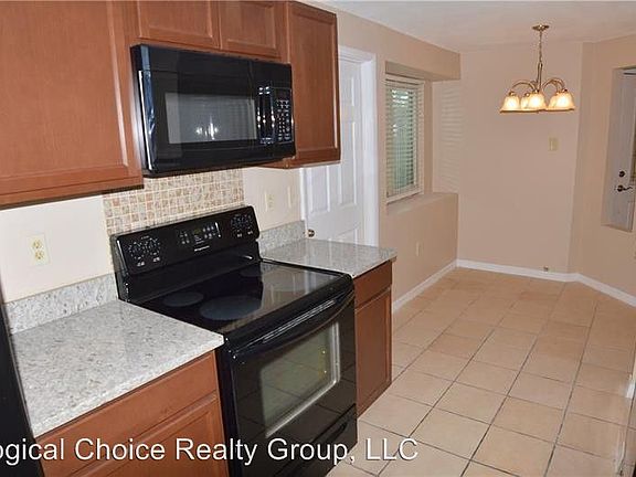 5th image of 1330 Roosevelt Dr