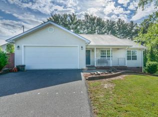 320 Ned King Rd, Piney Flats, TN 37686