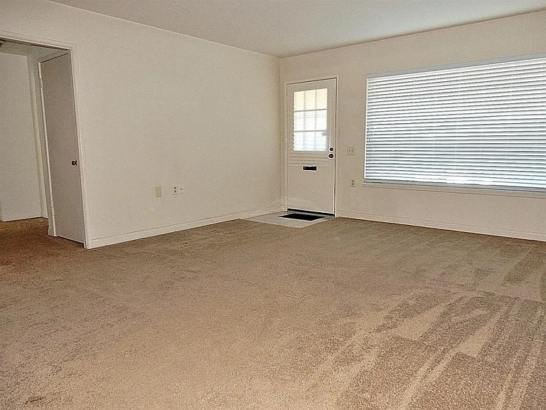 11931 Callado Rd — Photo 19