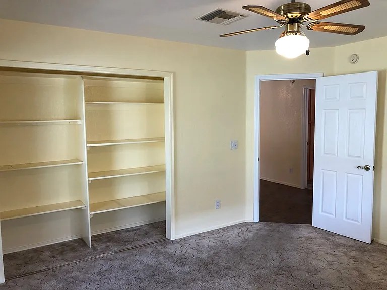 3905 Raymond Ave — Photo 25