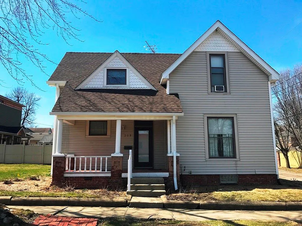 309 Wallace Ave photo 1
