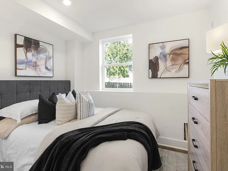 7037 Ridge Ave #103 — Photo 13