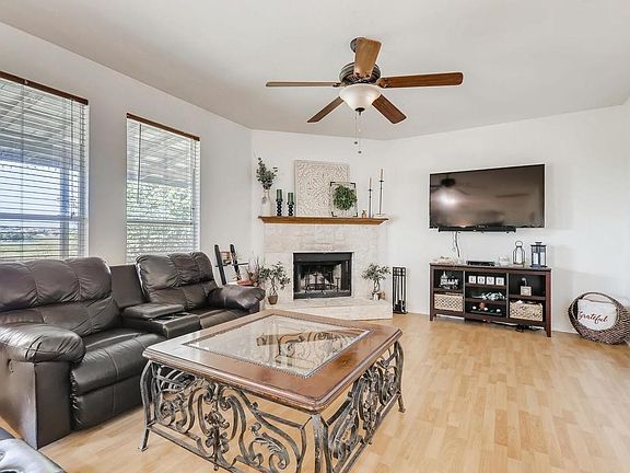 5th image of 321 Lake Washington Dr