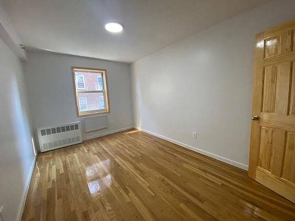 3rd image of 14306 38th Ave Floor 2
