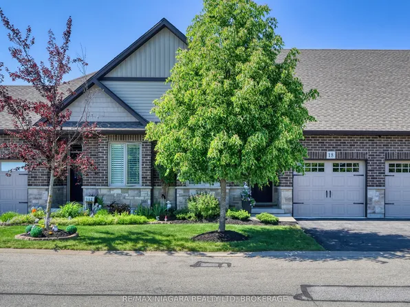 9528 Hendershot Blvd Unit 18, Niagara Falls, ON L2H 0M1