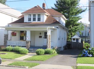 446 Taylor Ct, Troy, NY 12180