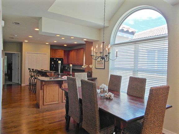 4th image of 6401 Beach Dr #B