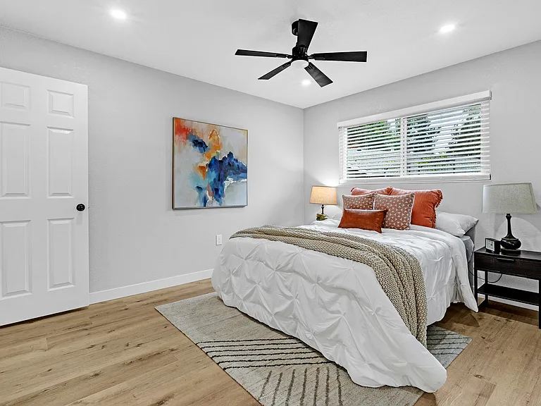 1619 Monarch Ln — Photo 18