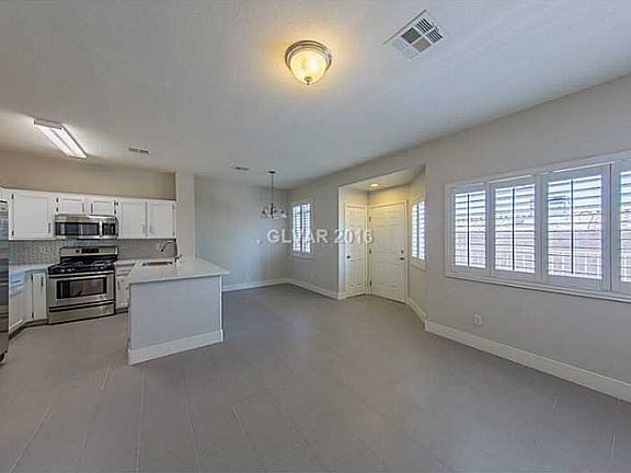5th image of 1338 Dusty Creek St