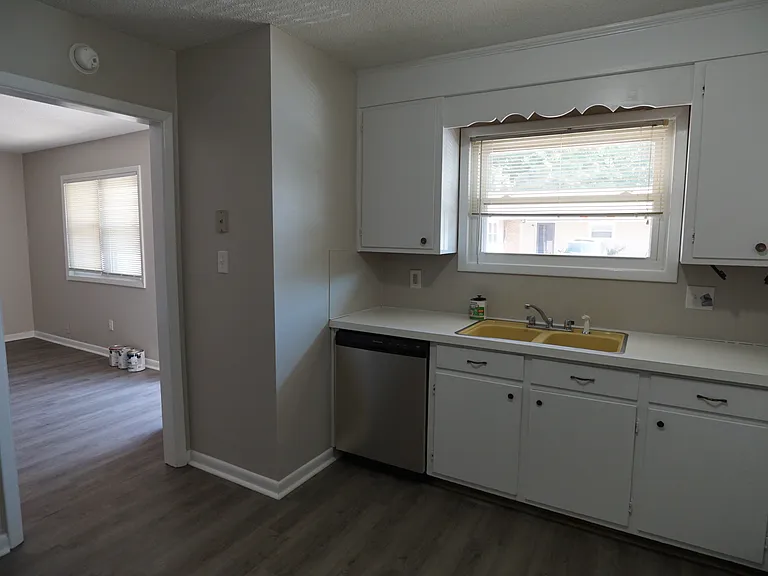 646 3rd St SE #646 — Photo 6