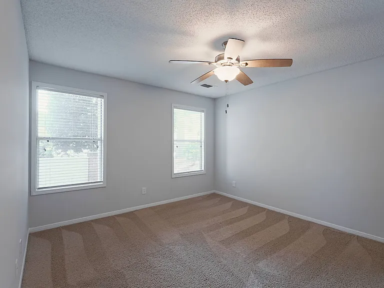 Cambridge Park Apartments — Photo 61