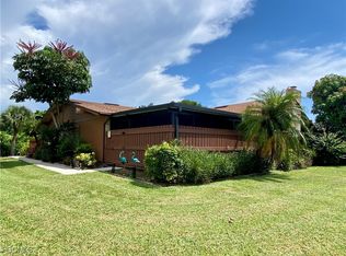 5647 Foxlake Dr, North Fort Myers, FL 33917