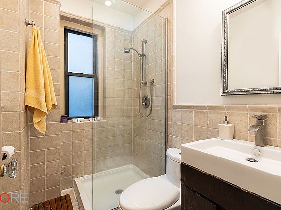 5th image of 57 W 93rd St APT 1A