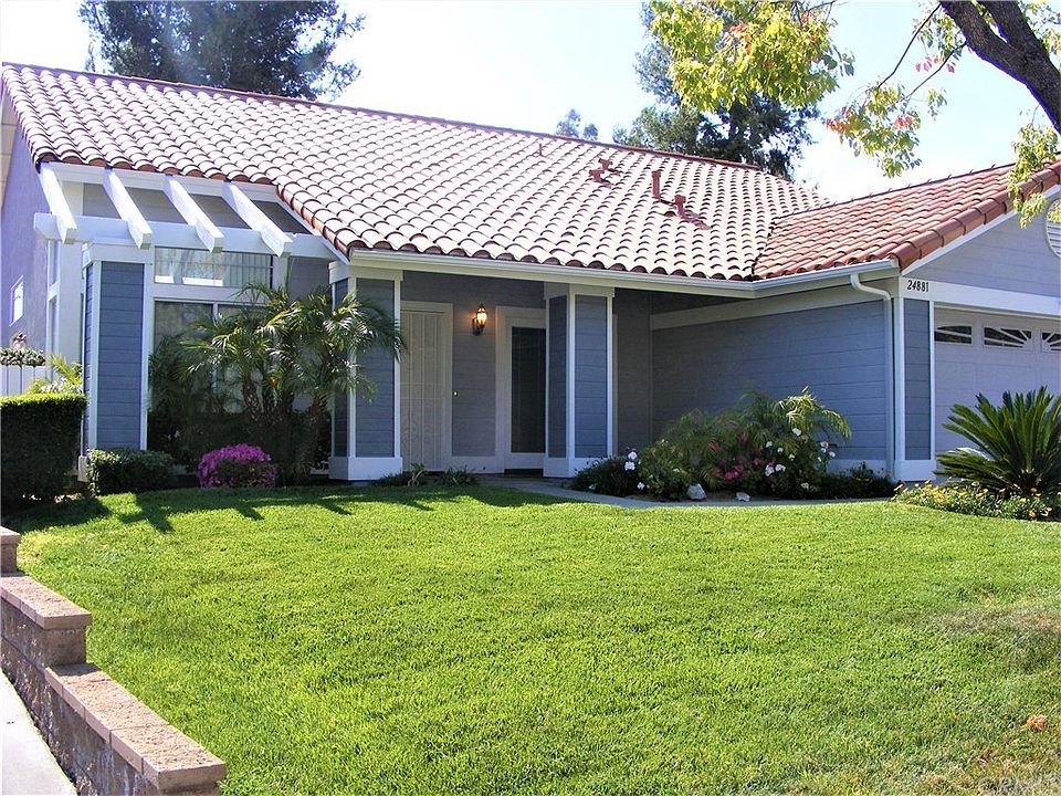 1st image of 24881 Avenida Sombra