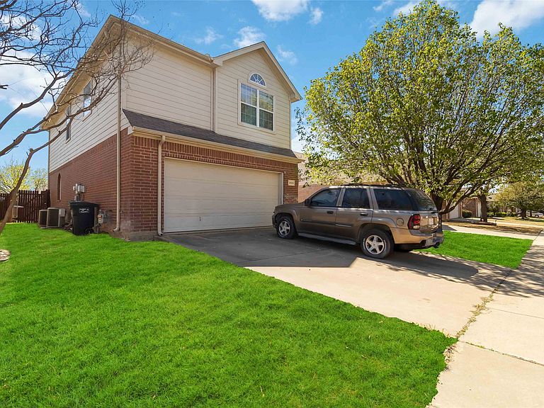 Listing photo 4