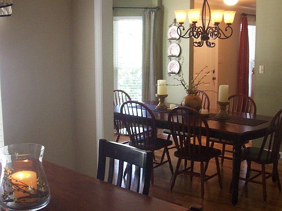 Eat-in kitchen and dining