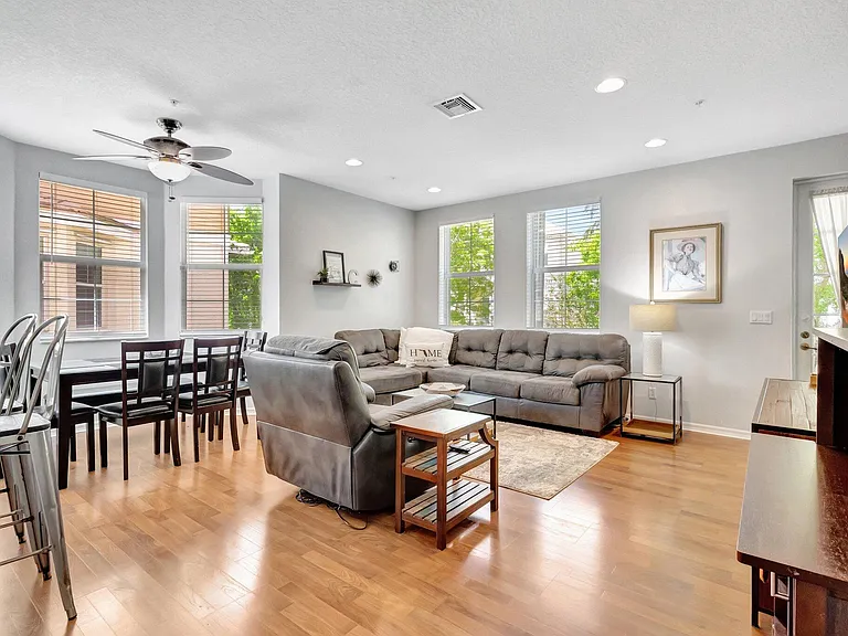 4320 Blowing Point Pl — Photo 9