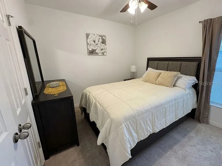 643 Samuel Pl — Photo 15