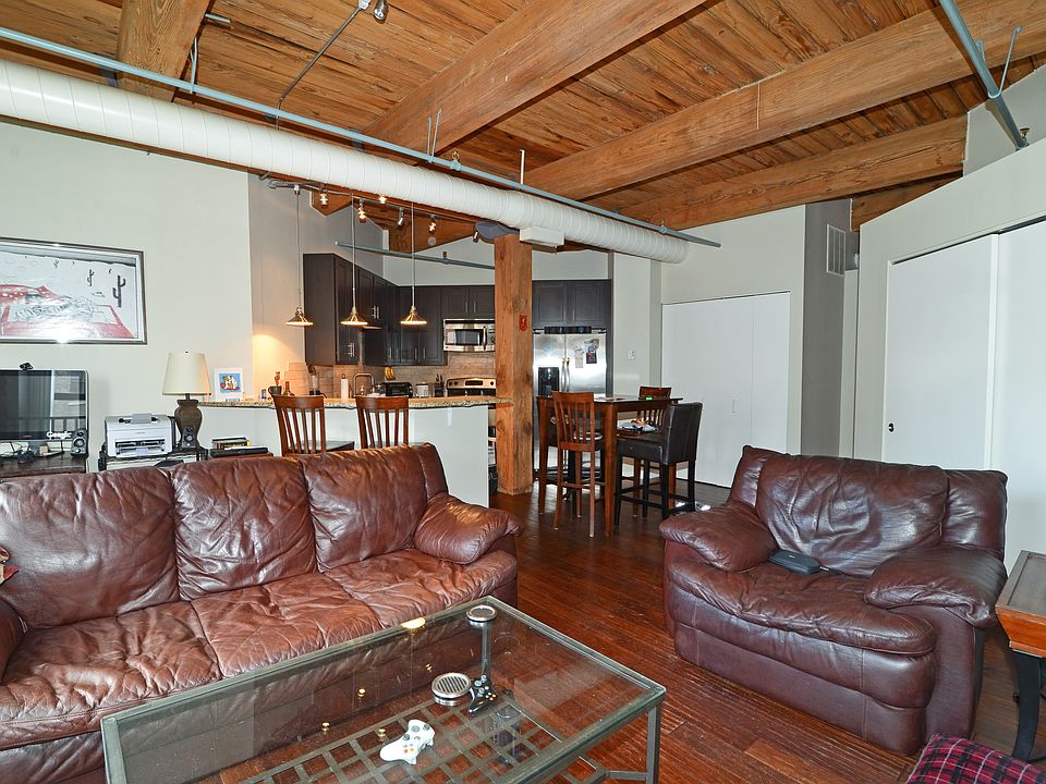 1st image of 225 W Huron St APT 408