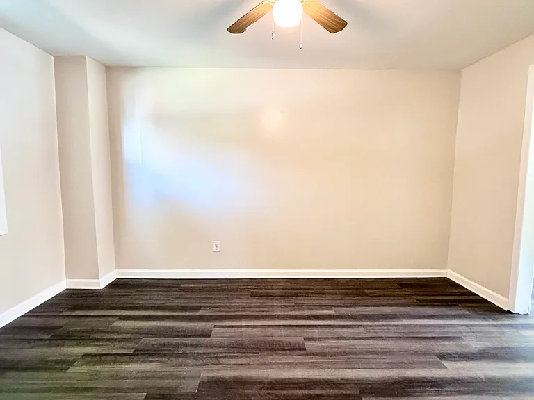 5417 Nelson Ave — Photo 8