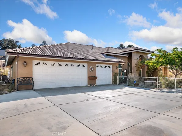 2235 Pegasus Way, Wrightwood, CA 92397