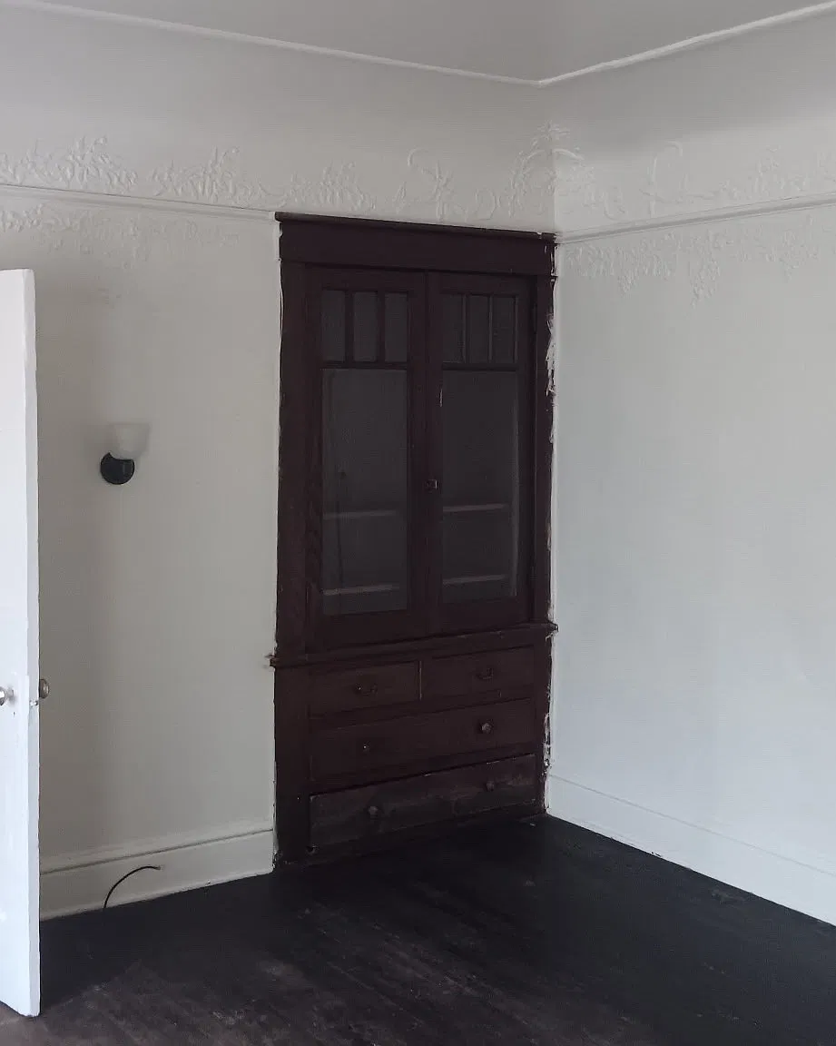 163 Luck Ave — Photo 2
