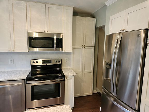 3rd image of 3529 S Stafford St #A