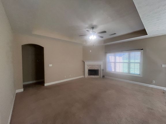 2nd image of 708 Briarcliff Pl