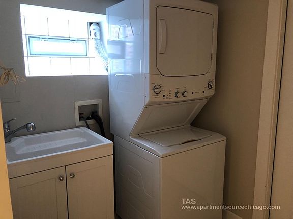4th image of 1101 N Damen Ave #70ck1hq68