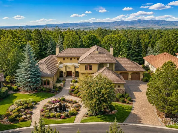 1020 W Shearwater Ln, Eagle, ID 83616
