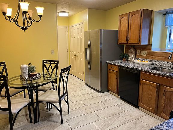 5th image of 1441 Shady Cove Ln