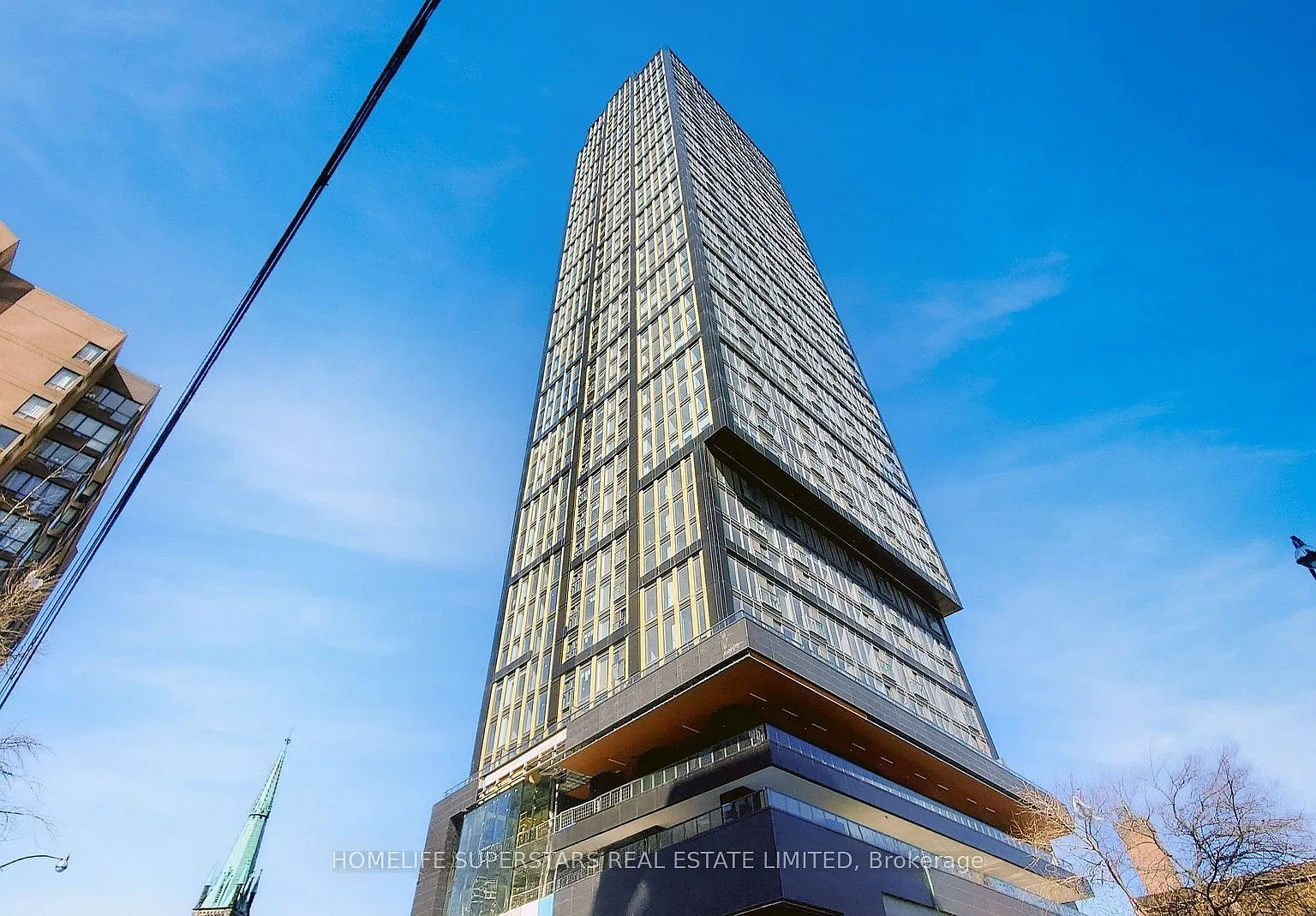 319 Jarvis St — Photo 1