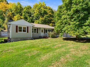 307 Big Island Rd, Florida, NY 10921