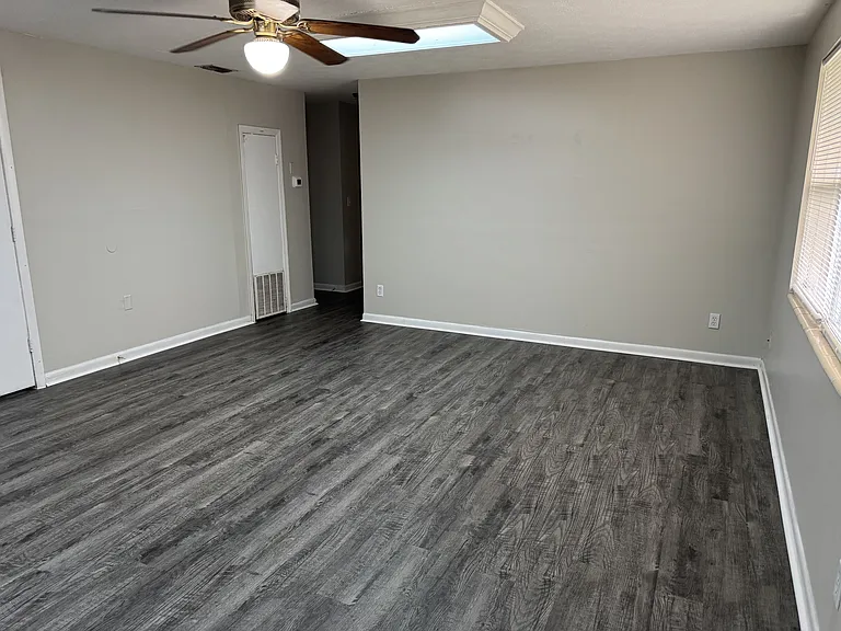 325 Centura Dr — Photo 6