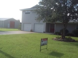 5685 Pat Dr, Orange, TX 77630