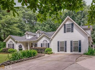 355 Courtney Ln, Locust Grove, GA 30248