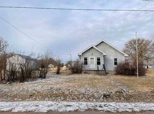 1104 21st Ave, Central City, NE 68826