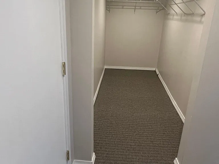 Walk-in closet