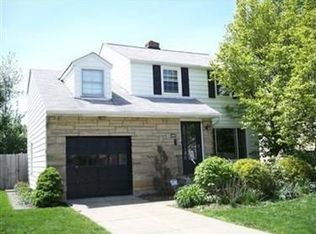 4092 Lambert Rd, South Euclid, OH 44121