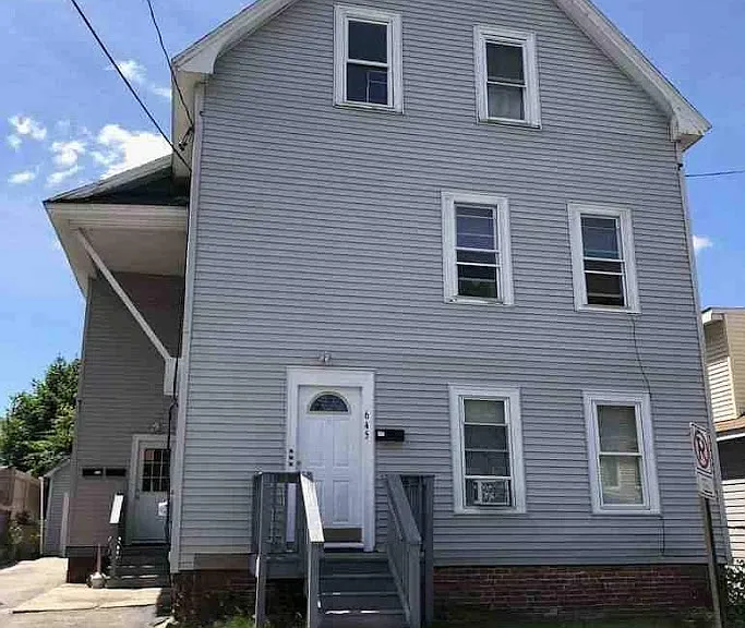 645 Somerville St #3 — Photo 1
