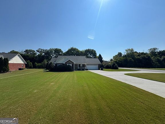 5th image of 134 Brookstone Dr SW