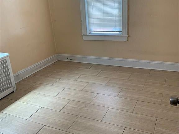5th image of 317 Bolton Ave #1