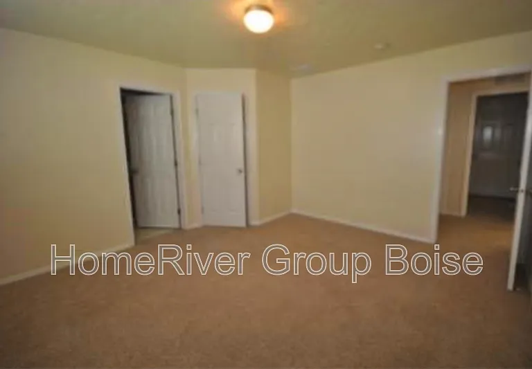 3927 N Kilberry Ave — Photo 6