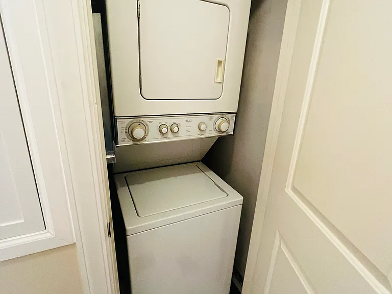 2621 Cleinview Ave — Photo 8