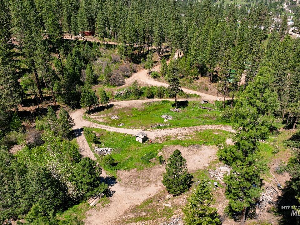 1st image of 19 Red Bluff Rd