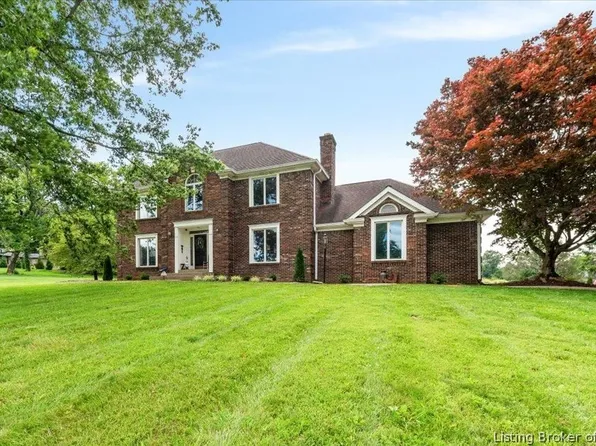111 E Eastern Hills Boulevard, Salem, IN 47167